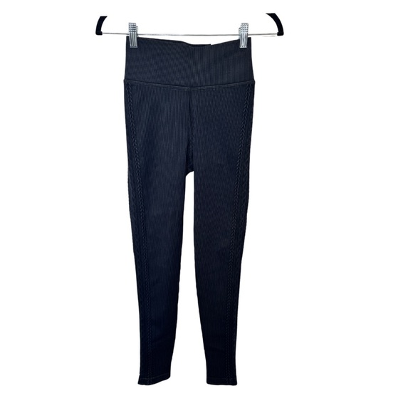 Aerie Offline Seamless 7/8 Leggings Grey - Picture 2 of 9